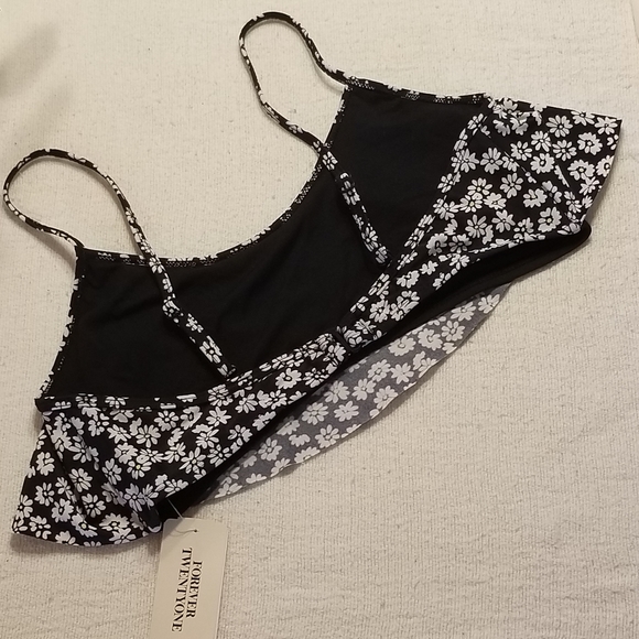 Forever21 Swim SET Top & Bottom - Daisies - Picture 3 of 10